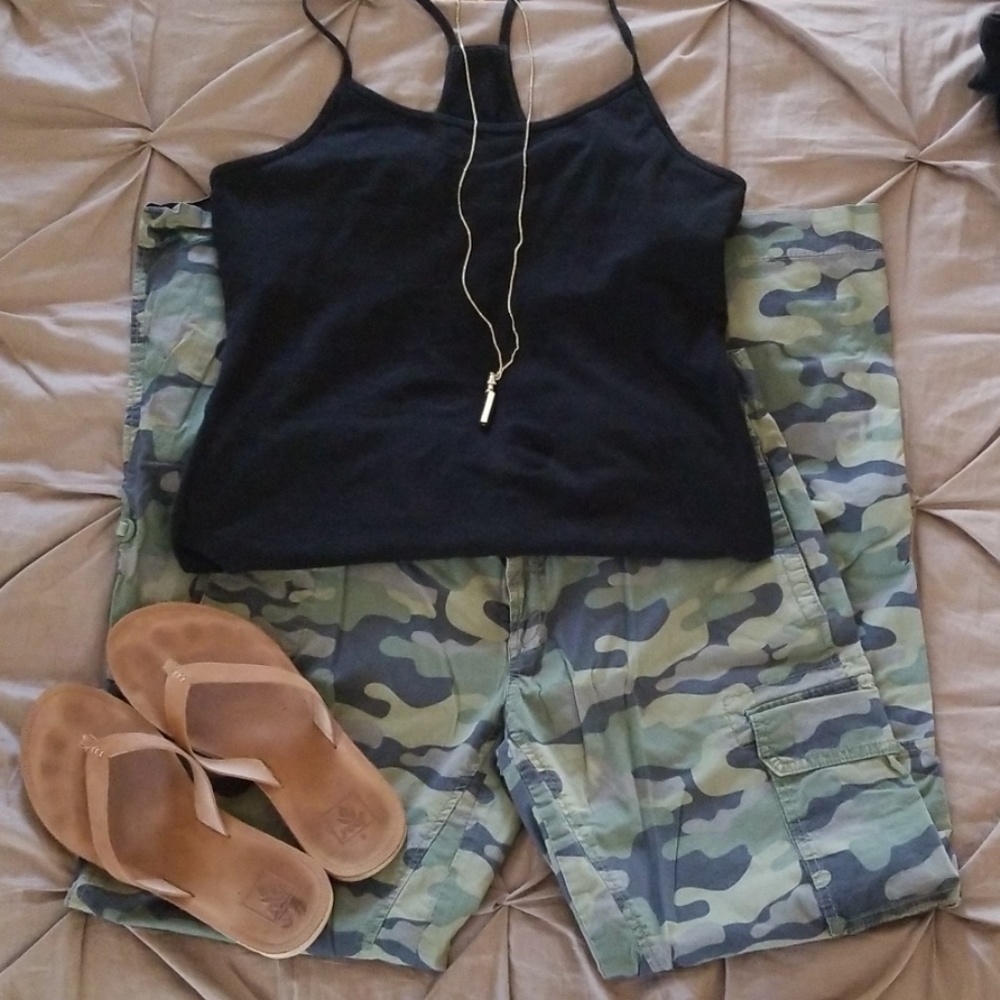 Old Navy camo pants